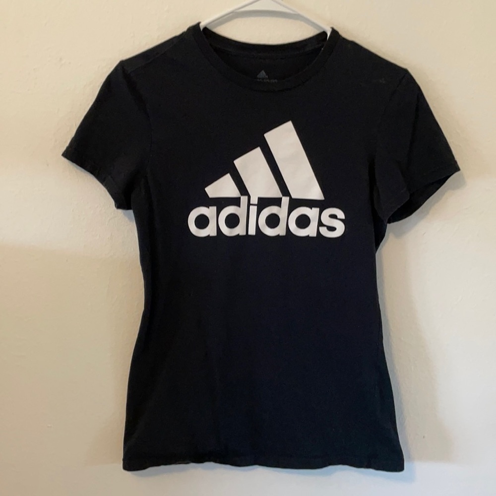 Adidas T-Shirt